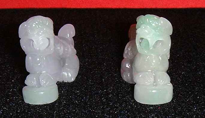 Unqiue light-purple pair of jade lions